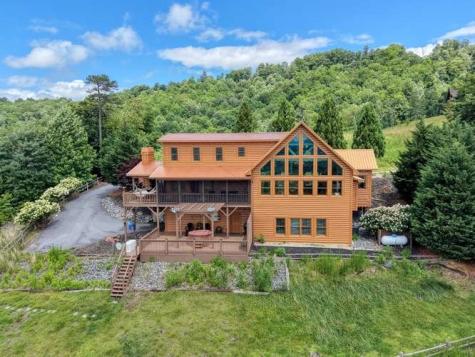 628 Madison Lane Brasstown NC 28902