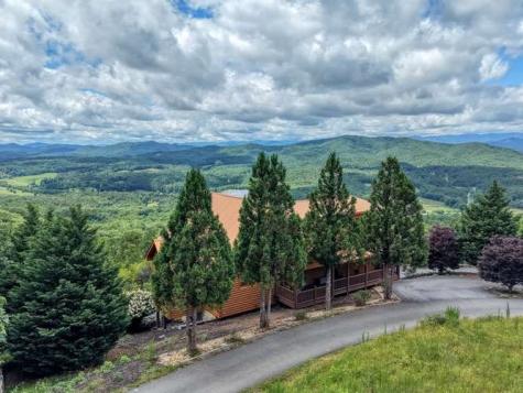 628 Madison Lane Brasstown NC 28902
