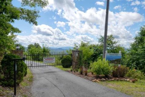628 Madison Lane Brasstown NC 28902