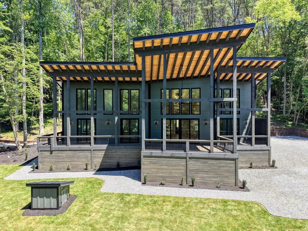 500 Williamstown Road S Mineral Bluff GA 30559