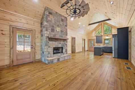 224 Pinecrest Drive Ellijay GA 30540