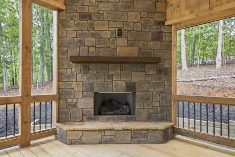 224 Pinecrest Drive Ellijay GA 30540