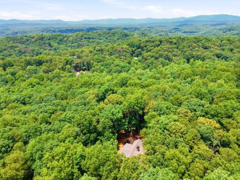 224 Pinecrest Drive Ellijay GA 30540