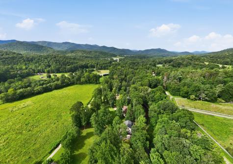 124 W Mountain Meadows Hayesville NC 28904