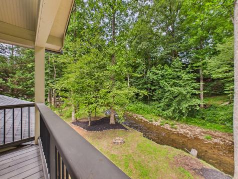 124 W Mountain Meadows Hayesville NC 28904