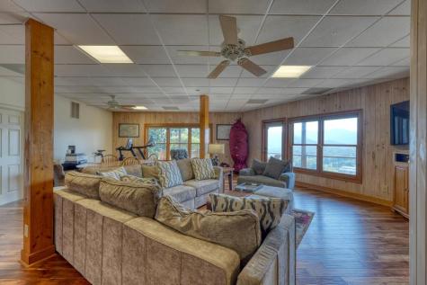 1722 Victoria Woods Circle Hiawassee GA 30546