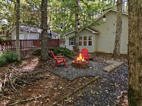 654 Ford Road Warne NC 28909