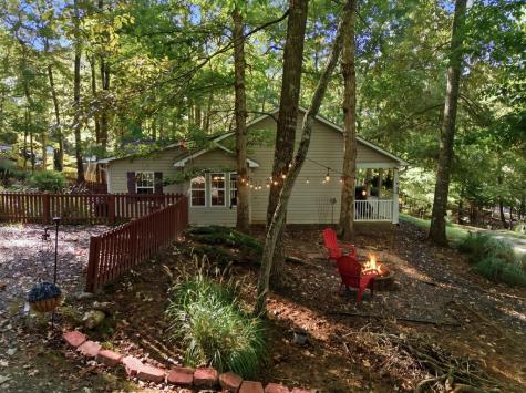 654 Ford Road Warne NC 28909