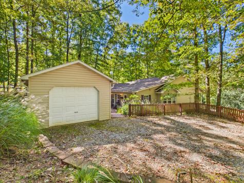 654 Ford Road Warne NC 28909