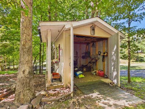 654 Ford Road Warne NC 28909