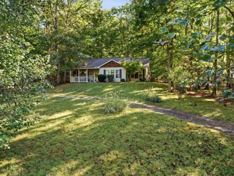654 Ford Road Warne NC 28909