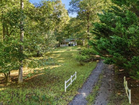 654 Ford Road Warne NC 28909