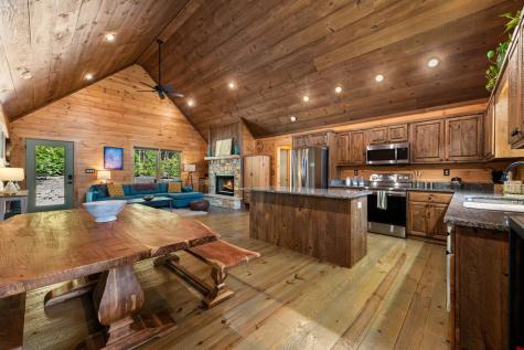 329 Autumn Ridge Drive Mineral Bluff GA 30559