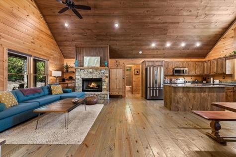 329 Autumn Ridge Drive Mineral Bluff GA 30559