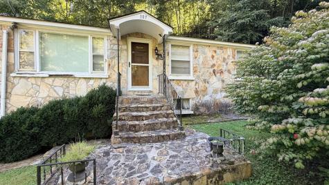 107 Cherokee Andrews NC 28901