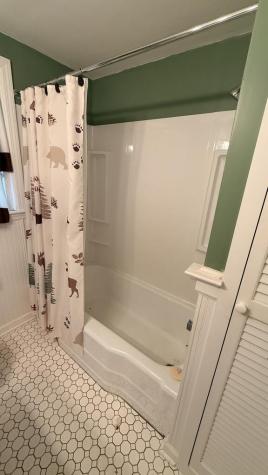 107 Cherokee Andrews NC 28901