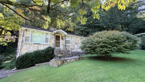 107 Cherokee Andrews NC 28901