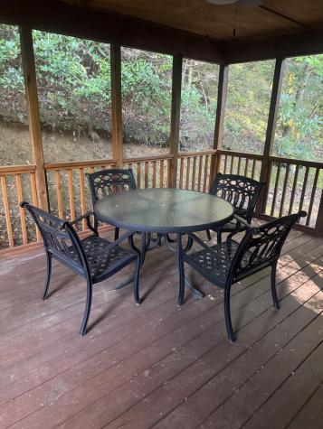 889 Wagon Train Road Murphy NC 28906