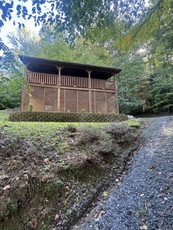 889 Wagon Train Road Murphy NC 28906