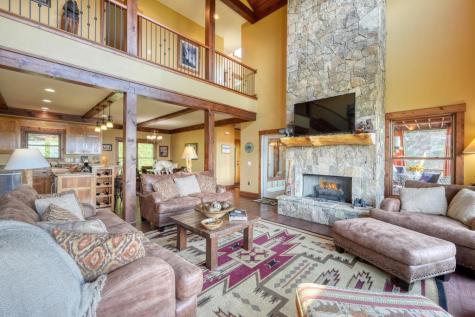 2187 Carlin Road Hiawassee GA 30546