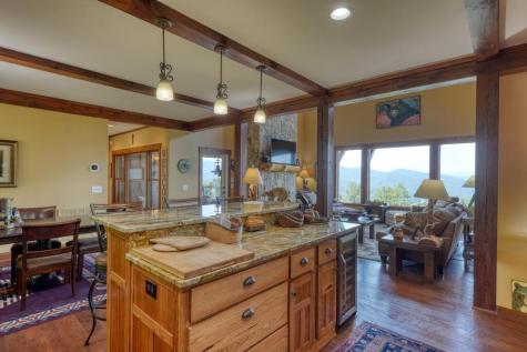 2187 Carlin Road Hiawassee GA 30546