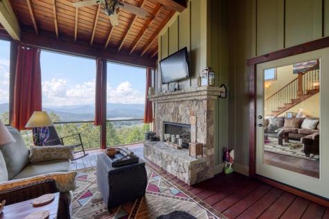 2187 Carlin Road Hiawassee GA 30546