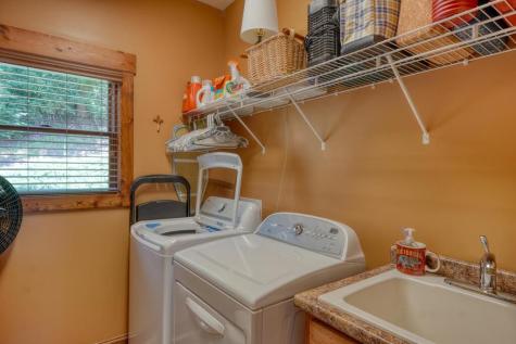 2187 Carlin Road Hiawassee GA 30546