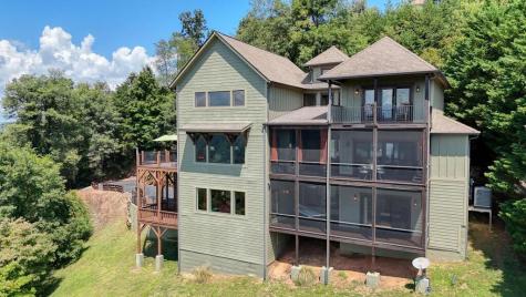 2187 Carlin Road Hiawassee GA 30546