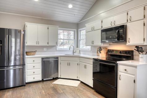 176 Madison Avenue Blairsville GA 30512