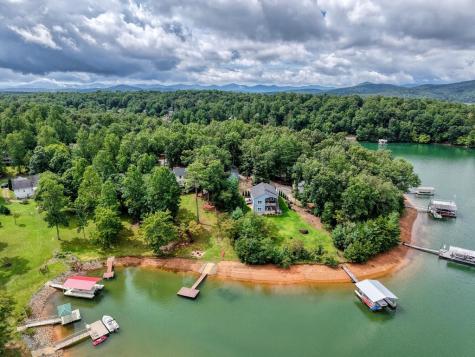 176 Madison Avenue Blairsville GA 30512