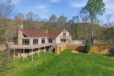 853 Caler Road Brasstown NC 28902