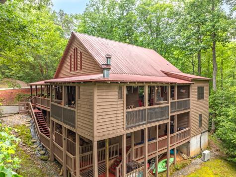 196 Wildwind Lane Blairsville GA 30512