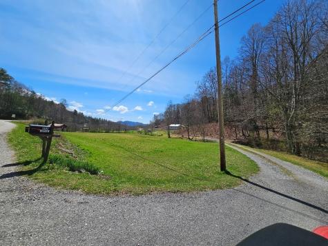 1393 Bluff Road Marble NC 28905