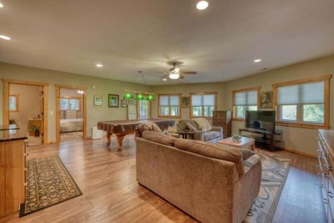 34 Darnell Lane Brasstown NC 28902