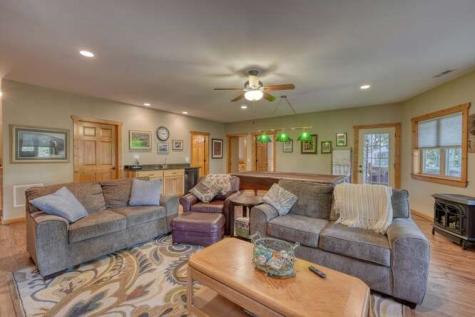 34 Darnell Lane Brasstown NC 28902