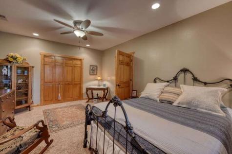 34 Darnell Lane Brasstown NC 28902