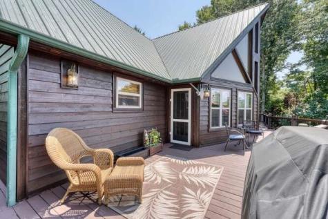 34 Darnell Lane Brasstown NC 28902