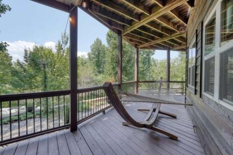 34 Darnell Lane Brasstown NC 28902