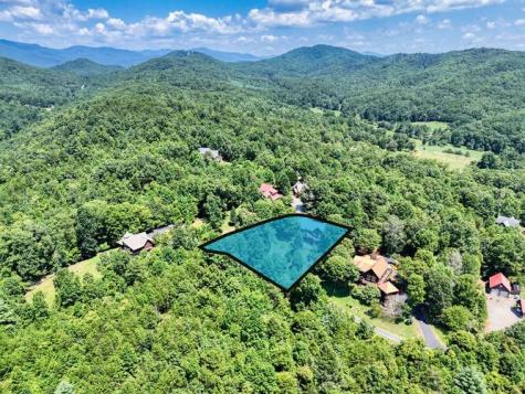 34 Darnell Lane Brasstown NC 28902