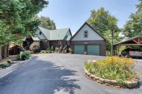 34 Darnell Lane Brasstown NC 28902