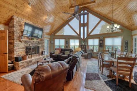 34 Darnell Lane Brasstown NC 28902