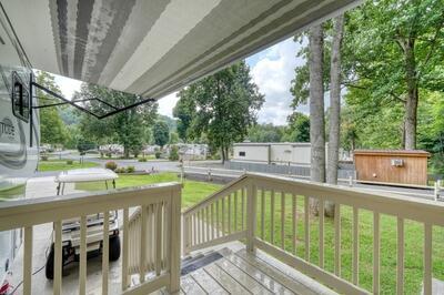 216 Bear Bend Blairsville GA 28906