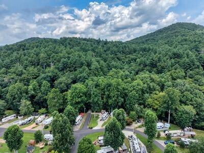 216 Bear Bend Blairsville GA 28906