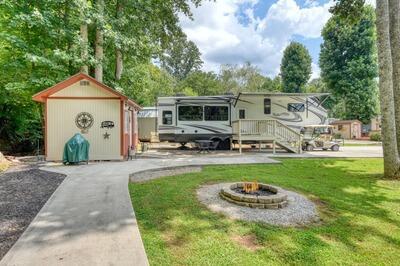 216 Bear Bend Blairsville GA 28906