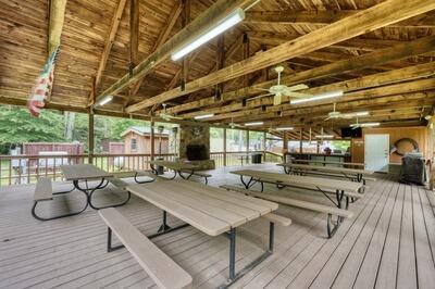 216 Bear Bend Blairsville GA 28906