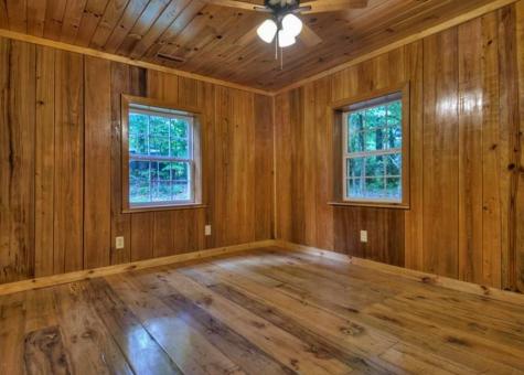 1843 Old Mobile Road Mccaysville GA 30555