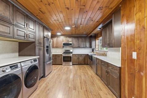 1843 Old Mobile Road Mccaysville GA 30555