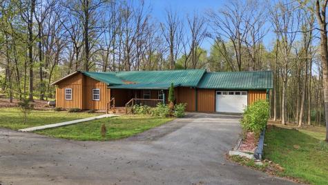 1843 Old Mobile Road Mccaysville GA 30555