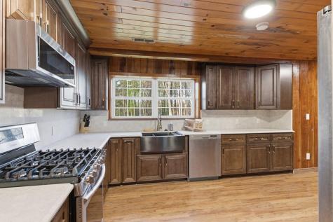 1843 Old Mobile Road Mccaysville GA 30555
