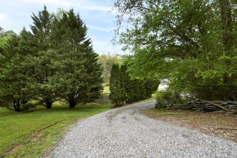6487 Crooked Creek Road Young Harris GA 30582